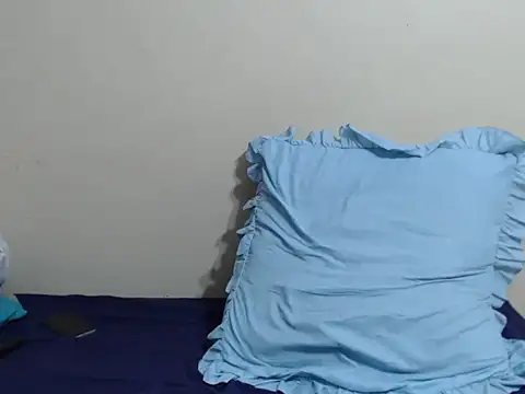 SexyLipss  online show from March 7, 2026, 8:39 pm