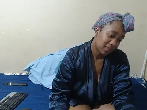 SexyLipss  online show from April 25, 2026, 12:46 am