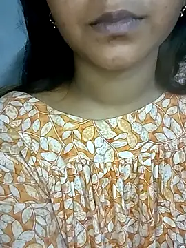 Neha533 online show from April 3, 2026, 6:50 pm