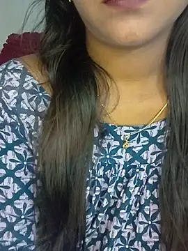 Neha533 online show from June 16, 2026, 6:21 pm