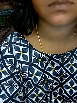 Neha533 online show from June 28, 2026, 12:33 pm