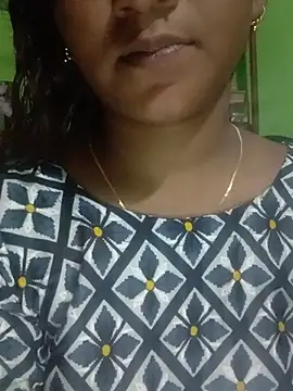 Neha533 online show from July 4, 2026, 3:18 pm