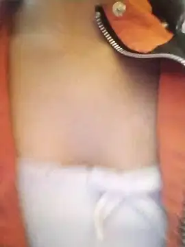 Snapshot of Ye_n chatting on December 15, 2025, 6:17 am Ye n online show from December 15, 2025, 6:17 am