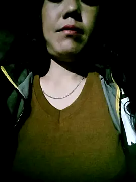 Sara pusyy online show from November 4, 2025, 4:50 pm