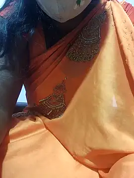 hyd couple7878 online show from April 17, 2026, 2:09 pm