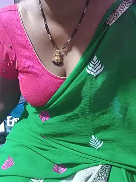 Snapshot of hyd_couple7878 chatting on June 11, 2026, 6:22 am hyd couple7878 online show from June 11, 2026, 6:22 am