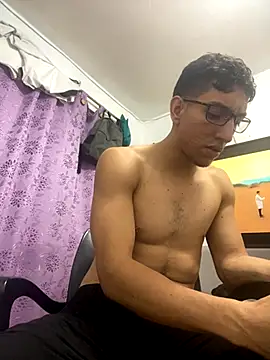 johnvixx online show from November 30, 2025, 3:10 am