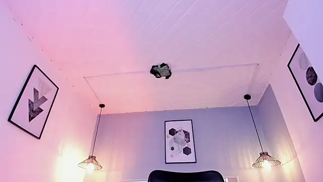 Snapshot of zoe-moreau chatting on February 11, 2026, 7:41 pm zoe-moreau online show from February 11, 2026, 7:41 pm