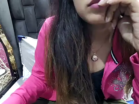 Snapshot of Angel-pune001 chatting on February 14, 2026, 7:10 pm Angel-pune001 online show from February 14, 2026, 7:10 pm