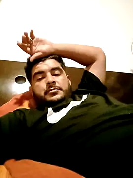 Yerackhip online show from November 16, 2025, 3:56 am