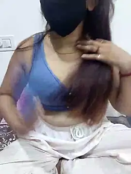 Snapshot of Aarti909090 chatting on June 9, 2026, 2:39 pm Aarti909090 online show from June 9, 2026, 2:39 pm