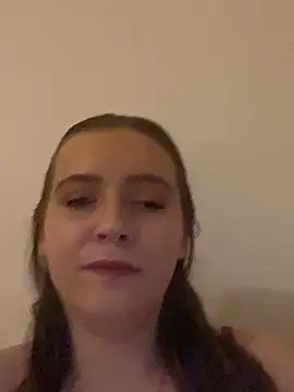 LiahLovexoxx online show from November 10, 2025, 7:13 pm