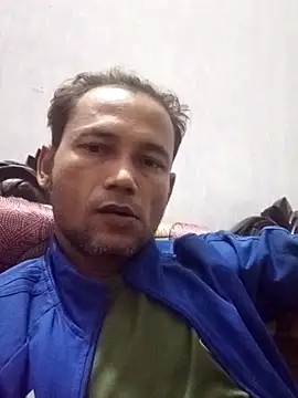 Snapshot of Najirhossain72 chatting on December 18, 2025, 7:09 pm Najirhossain72 online show from December 18, 2025, 7:09 pm