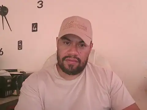 Snapshot of Ramses_36 chatting on June 24, 2026, 2:49 pm Ramses 36 online show from June 24, 2026, 2:49 pm