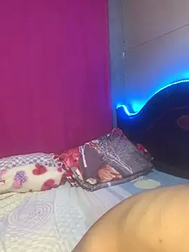 Snapshot of Megan2026 chatting on December 15, 2025, 5:23 am Megan2026 online show from December 15, 2025, 5:23 am