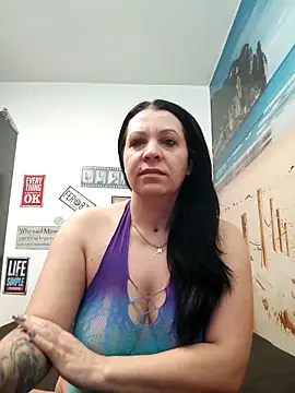 Snapshot of SugarDiamonds chatting on February 10, 2026, 7:23 am SugarDiamonds online show from February 10, 2026, 7:23 am