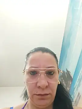 Snapshot of SugarDiamonds chatting on July 12, 2026, 6:04 am SugarDiamonds online show from July 12, 2026, 6:04 am