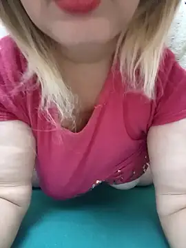 Snapshot of sdlmona chatting on November 5, 2025, 10:43 pm sdlmona online show from November 5, 2025, 10:43 pm