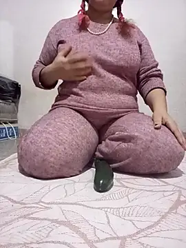 Snapshot of sdlmona chatting on December 5, 2025, 5:53 pm sdlmona online show from December 5, 2025, 5:53 pm