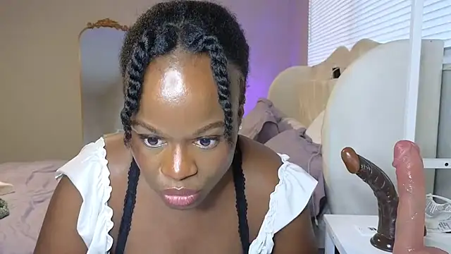 Snapshot of ladiosa_selene chatting on November 3, 2025, 10:42 pm ladiosa selene online show from November 3, 2025, 10:42 pm