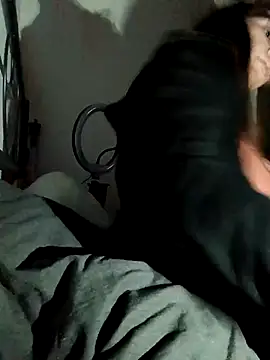 Baby Myla online show from March 5, 2026, 7:43 pm