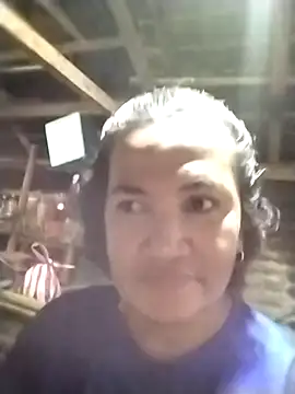 Snapshot of Sassy-jann chatting on November 27, 2025, 9:44 am Sassy-jann online show from November 27, 2025, 9:44 am