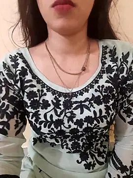 Snapshot of Neha_rani78 chatting on August 1, 2026, 2:44 am Neha rani78 online show from August 1, 2026, 2:44 am