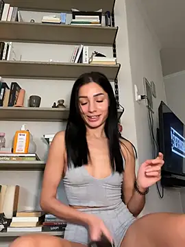 VickyM99 online show from March 6, 2026, 2:35 pm