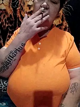 Snapshot of MyHoneyKira chatting on December 3, 2025, 3:14 am MyHoneyKira online show from December 3, 2025, 3:14 am