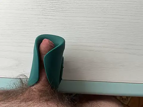 HairySamm online show from March 27, 2026, 12:49 pm