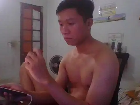 Nowwayyyy online show from December 21, 2025, 9:27 am