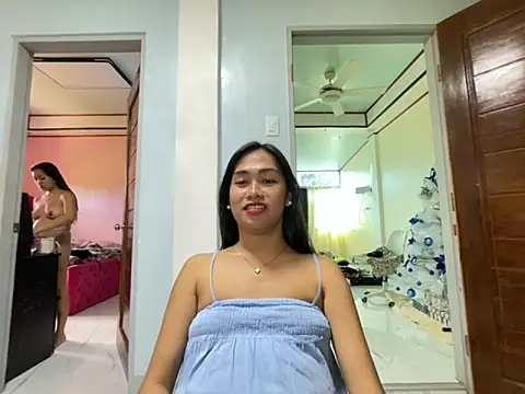 Philina thi online show from November 29, 2025, 1:41 am