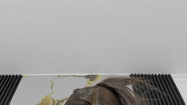 Mia Devereaux167 online show from April 1, 2026, 6:38 pm