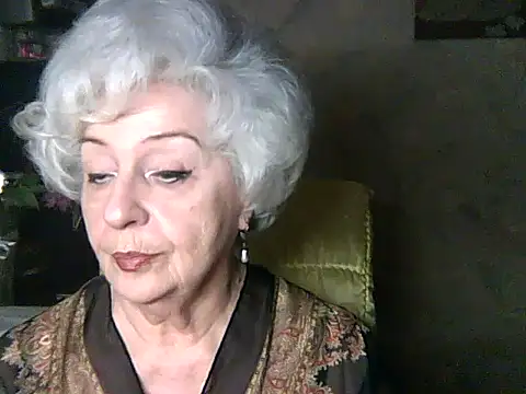 Snapshot of ValeriaKroww chatting on June 16, 2026, 6:10 pm ValeriaKroww online show from June 16, 2026, 6:10 pm