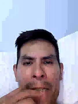 Snapshot of brito2026 chatting on November 3, 2025, 9:05 pm brito2026 online show from November 3, 2025, 9:05 pm