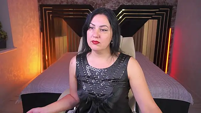 Snapshot of VelvetLuck chatting on June 24, 2026, 8:08 pm VelvetLuck online show from June 24, 2026, 8:08 pm