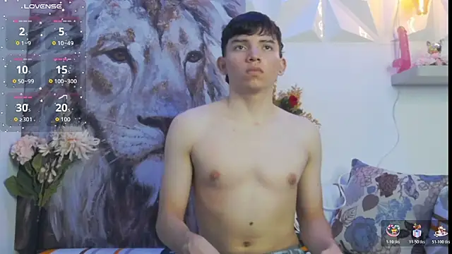 Snapshot of Oliver_paris chatting on November 5, 2025, 8:53 pm Oliver paris online show from November 5, 2025, 8:53 pm