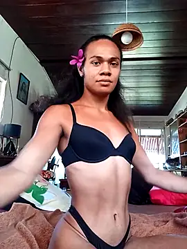 TransKylieX online show from November 17, 2025, 6:24 pm