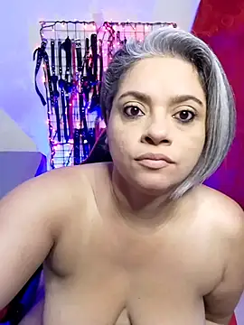 Snapshot of sexysubMila chatting on January 7, 2026, 12:40 pm sexysubMila online show from January 7, 2026, 12:40 pm