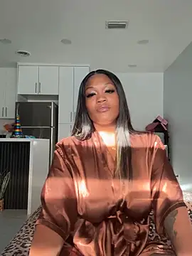 PrincessDreamm online show from April 28, 2026, 10:48 pm