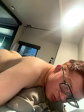 Snapshot of Mr-Red1997 chatting on November 8, 2025, 7:12 pm Mr-Red1997 online show from November 8, 2025, 7:12 pm