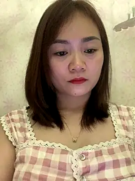 Snapshot of Bana-gibee chatting on December 2, 2025, 5:41 pm Bana-gibee online show from December 2, 2025, 5:41 pm