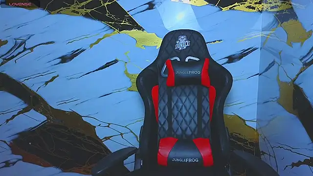 Suarezz10  online show from November 11, 2025, 2:50 pm