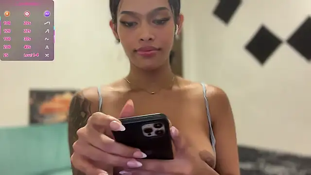 miapasitaa online show from March 3, 2026, 8:04 pm