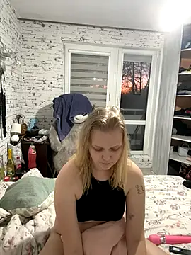 Snapshot of hotgoodgirll chatting on December 17, 2025, 3:29 pm hotgoodgirll online show from December 17, 2025, 3:29 pm