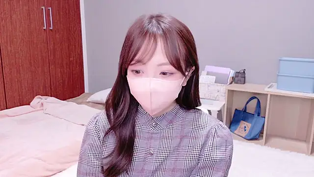 -aotan- online show from November 8, 2025, 10:59 am