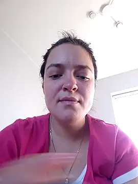 Snapshot of LinaGlow_ chatting on November 14, 2025, 9:08 am LinaGlow online show from November 14, 2025, 9:08 am