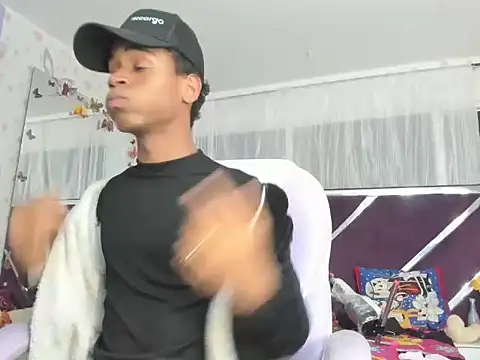 Santy bigcock 01 online show from January 11, 2026, 4:06 am