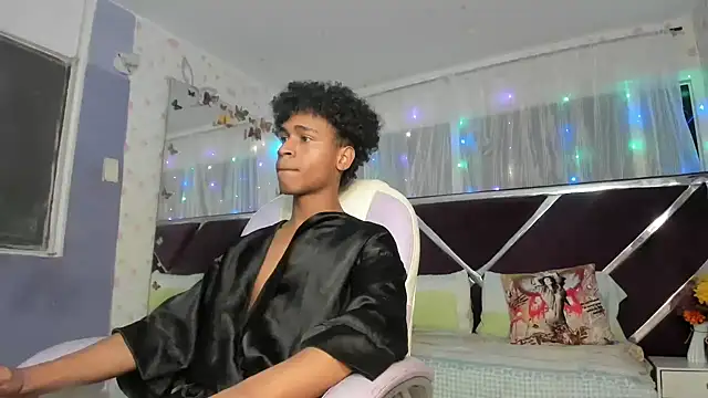 Santy bigcock 01 online show from March 17, 2026, 11:57 am