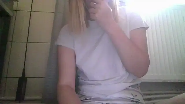 dirty sasha00 online show from June 15, 2026, 2:47 am